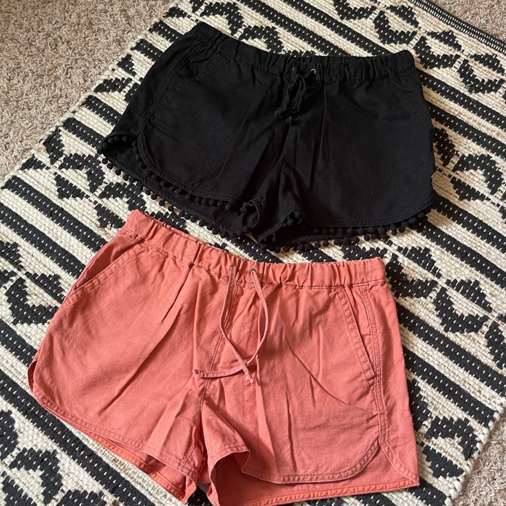 Bundle - 2 pairs J. Crew Pull-on Linen Shorts - Picture 3 of 10
